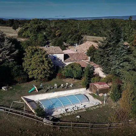 Le Petit Labouret Pensión